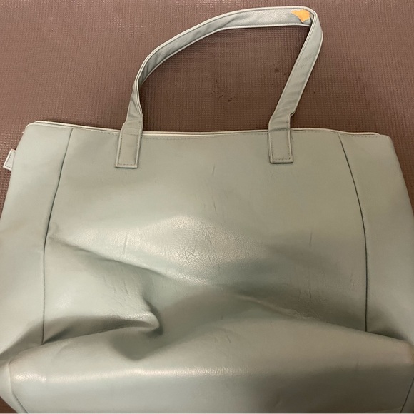 Baby Blue Purse - Picture 2 of 3